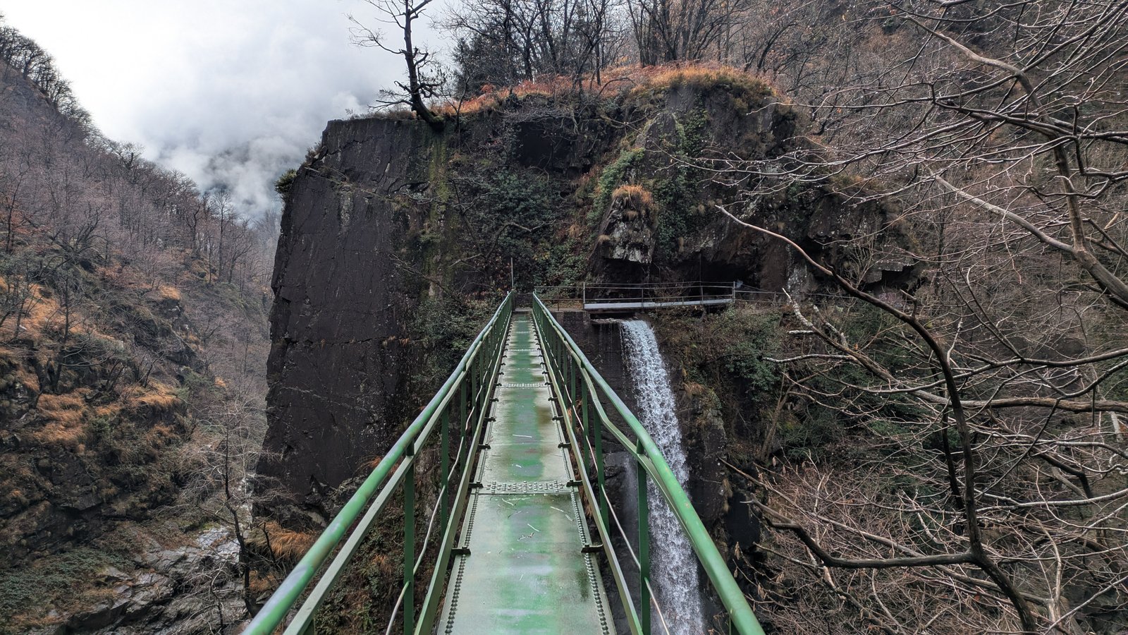 PXL_20251218_095647213